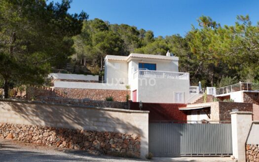 Prachtige mediterrane villa met toeristenvergunning in Sa Caleta