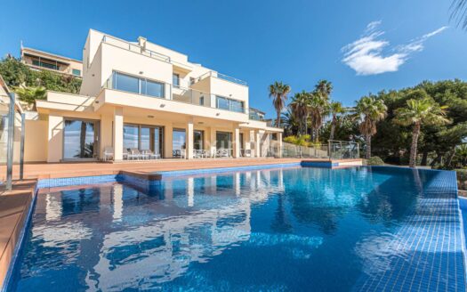 Nieuwe luxe villa te koop in urbanisatie Moraira