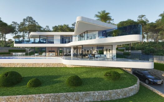 Nieuw gebouwd huis met moderne lijnen in Javea