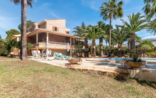 Villa te koop in pueblo levante met privé zwembad