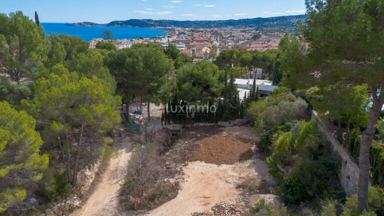 Prachtig uitzicht bebouwbaar perceel in Corona Jávea