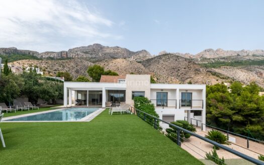 Luxueus huis met prachtig uitzicht op zee en de bergen in Altea