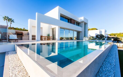 Prachtig modern huis met uitzicht op zee in La Fustera Benissa