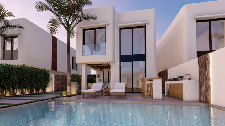 Luxe moderne villa met privé zwembad in El Albir