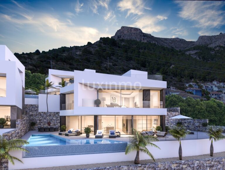 Moderne luxe villa met panoramisch uitzicht in Calpe