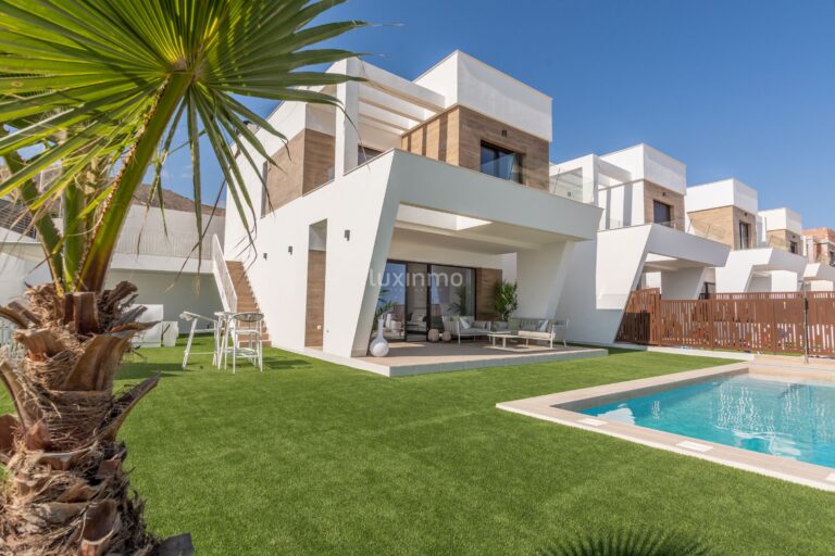 Villa's met 2 verdiepingen te koop in Balcon de Finestrat