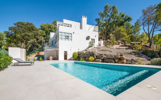 Prachtige villa met zwembad en panoramisch uitzicht te koop in Altea