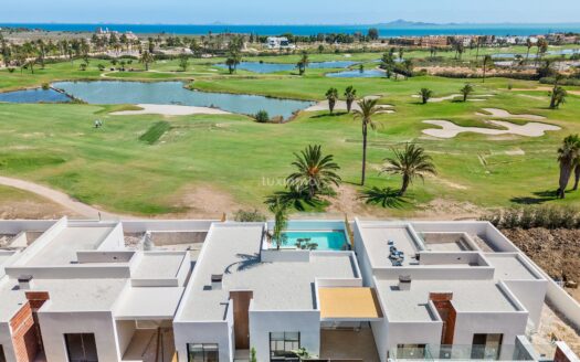 VILLA'S IN GOLFCOMPLEX MET UITZICHT OP ZEE