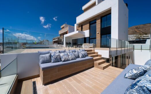 Villa te koop in Balcon-Finestrat met panoramisch uitzicht op zee