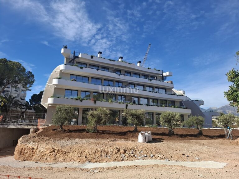 Spectaculair penthouse met uitzicht op zee in Albir