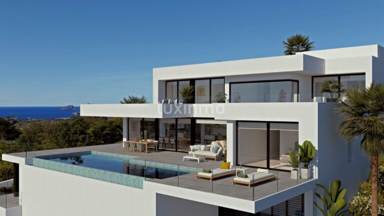 Luxe villa met panoramisch uitzicht over de Middellandse Zee