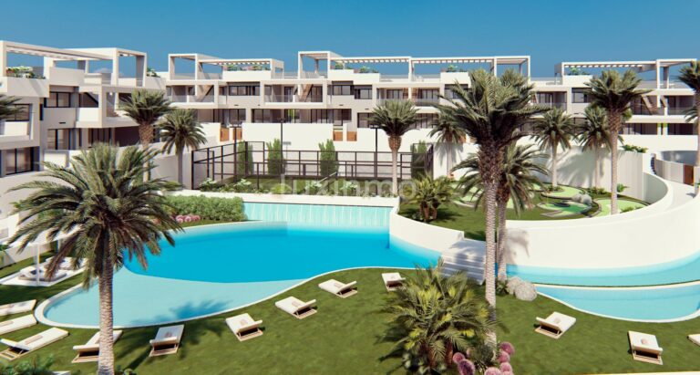 Bungallow in verbazingwekkend Resort bij de Laguna Rosa in Torrevieja